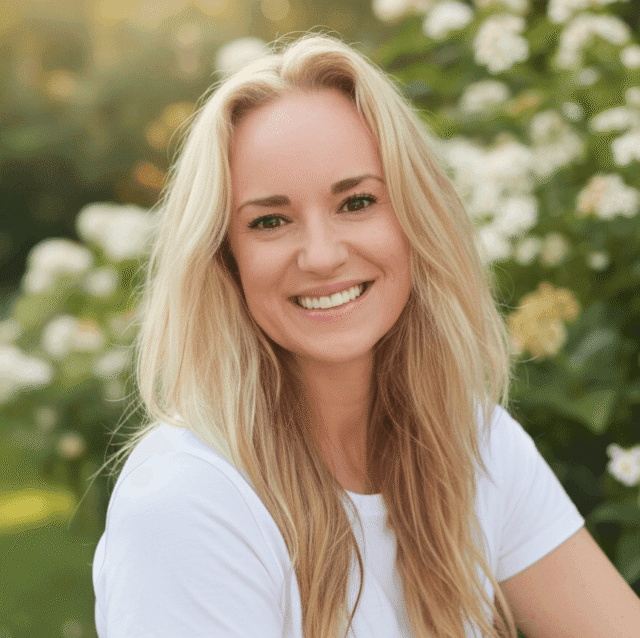 Tanja, founder of 5D Therapy and holistic healing coach